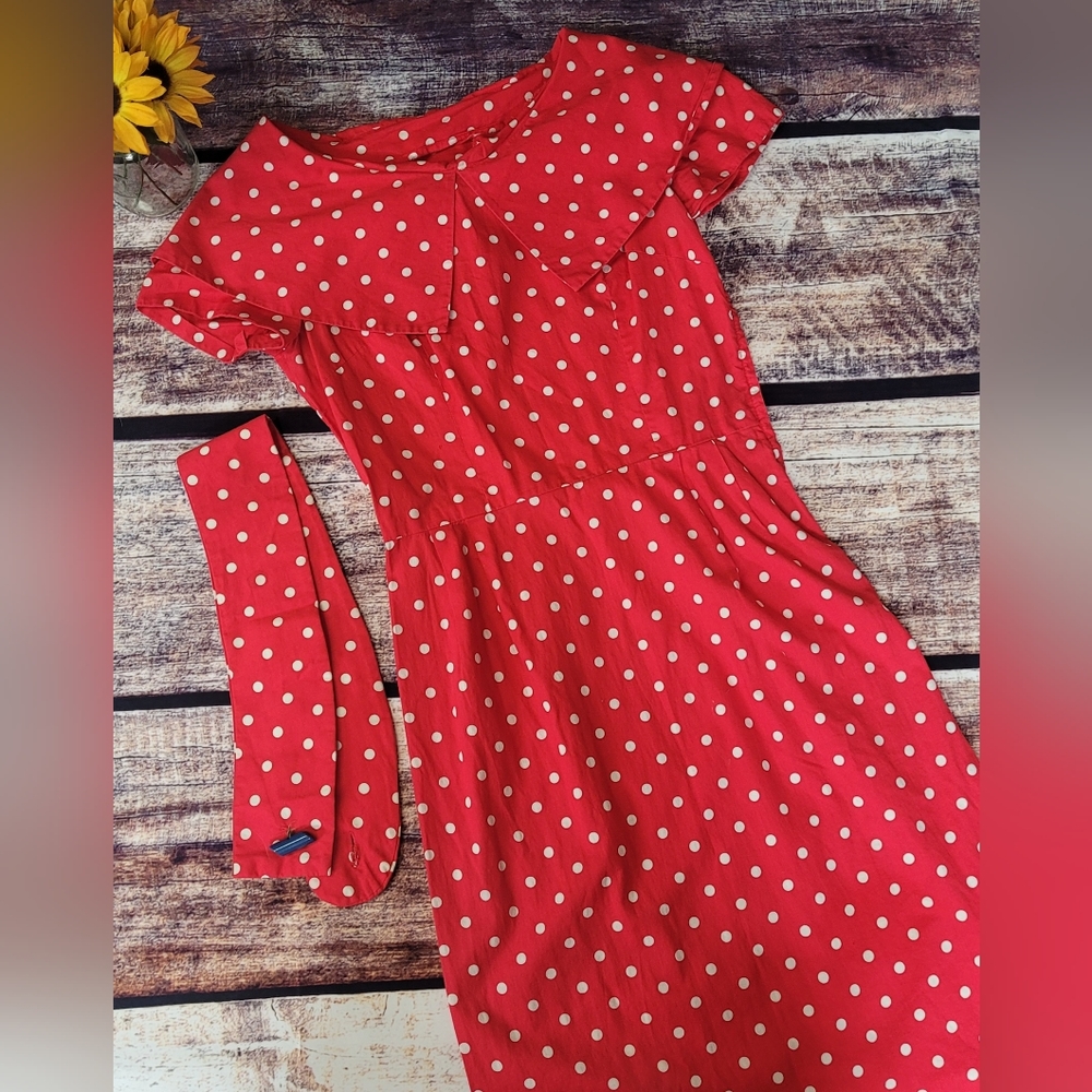 VINTAGE RED POLKADOT DRESS